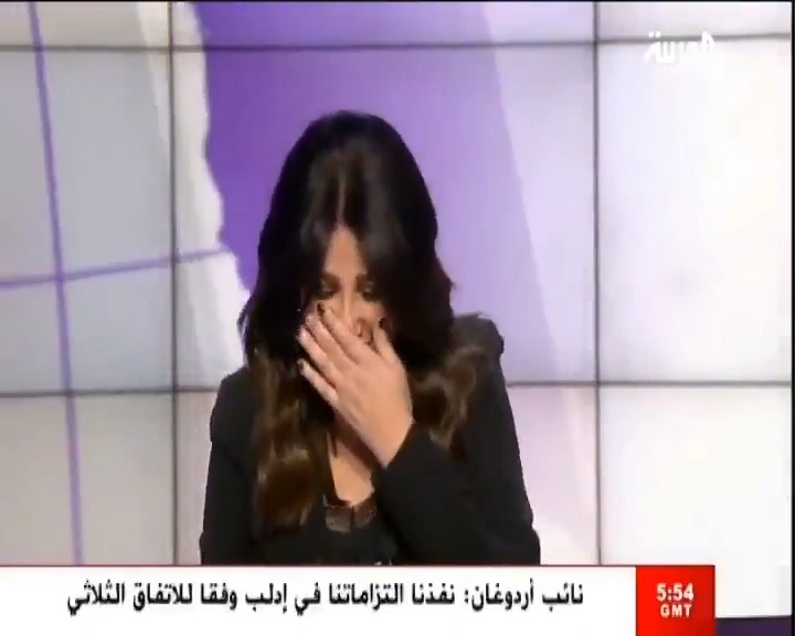 على الهواء مباشر.. مذيعة قناة العربية الحدث تنفجر ضحك هستيري على كذب ولي عهد مملكة أرامكو السعودية محمد بن سلمان ومطبيله.