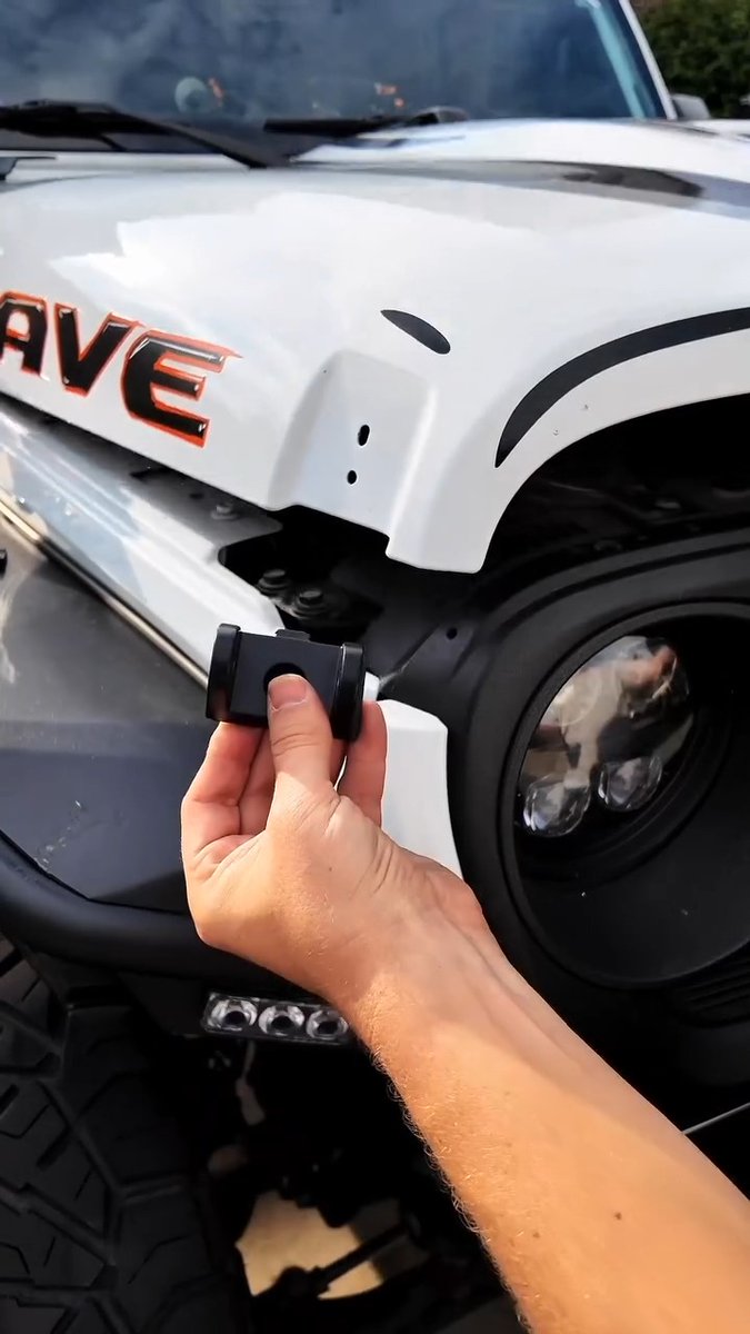 Ditch those flimsy factory hood latches, eliminate annoying hood flutter, and give your Jeep a bold, look with these aluminum hood latches. > 🚙 arctic.mojave