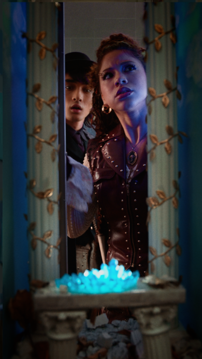 Hazel on a treasure hunt? Very pirate of her 🔎 Catch new episodes of #LockerDiaries every Saturday through August!