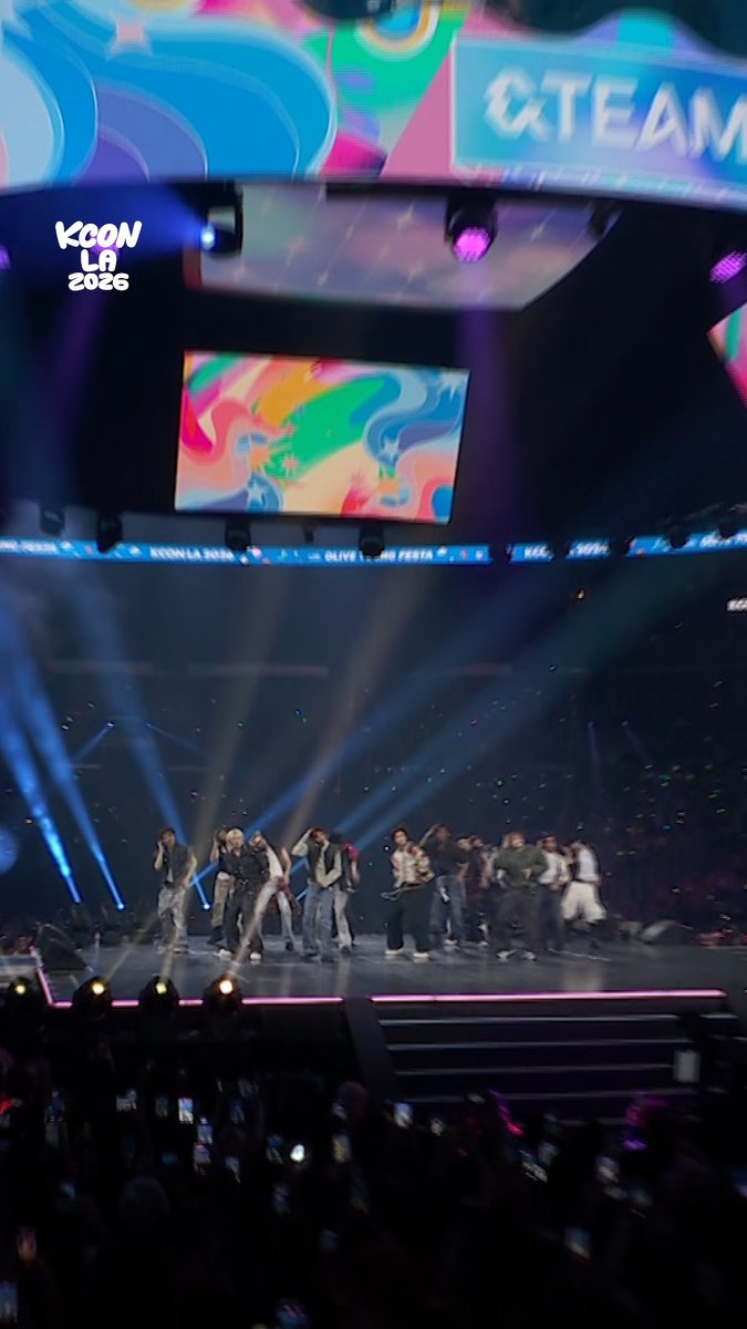[#KCONLA2026] 📽️ STAGE Cam. M COUNTDOWN STAGE 💙 DAY 1 🎵 &TEAM X SANTOS BRAVOS ⭐️ SPECIAL STAGE &TEAM OFFICIAL #andTEAM SANTOS BRAVOS #SANTOSBRAVOS - KCON LA 2026 AUG 14-16 Arena, LA Convention Center Let’s #KCON