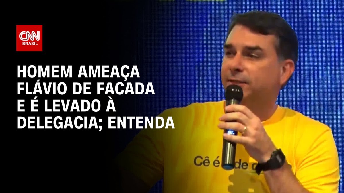 Por Caio Junqueira → Homem ameaça Flávio de facada e é levado à delegacia; assista #AgoraCNN