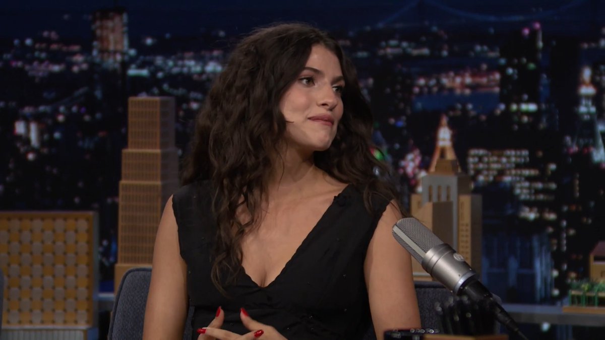 Is Ella Rubin Team Rory or Team Ellis? 👀 #FallonTonight