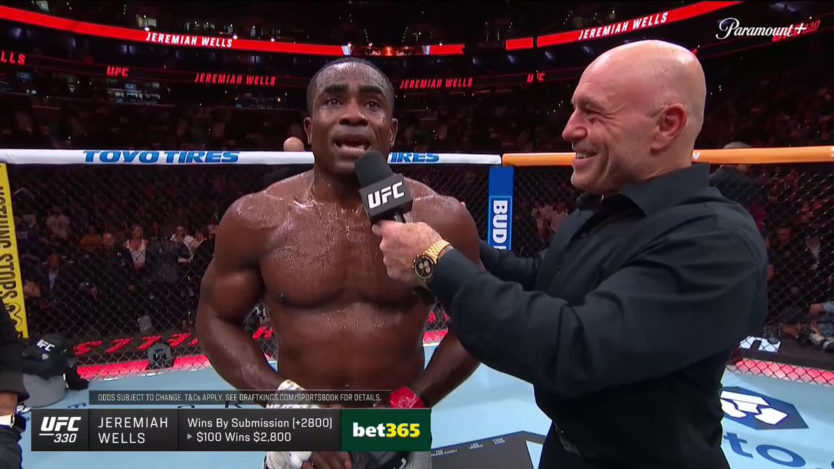 A DREAM COME TRUE Jeremiah Wells gets the win in his hometown! 📺 #UFC330 on Paramount+