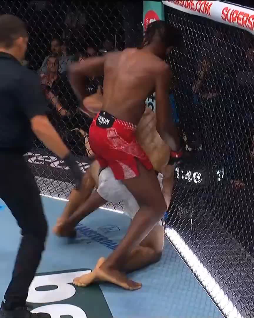 HE STILL GETS IT DONE 🫡 Neil Magny gets the TKO win in Round 2 at #UFC330!