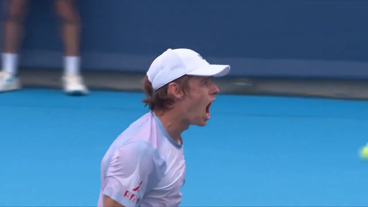 Demon is locked in! ❤️🔥 Alex de Minaur reaches the third round in Cincinnati for the first time in his career after a gutsy 1-6, 6-3, 7-6(4) victory over Halys. Cincinnati Open | #CincyTennis