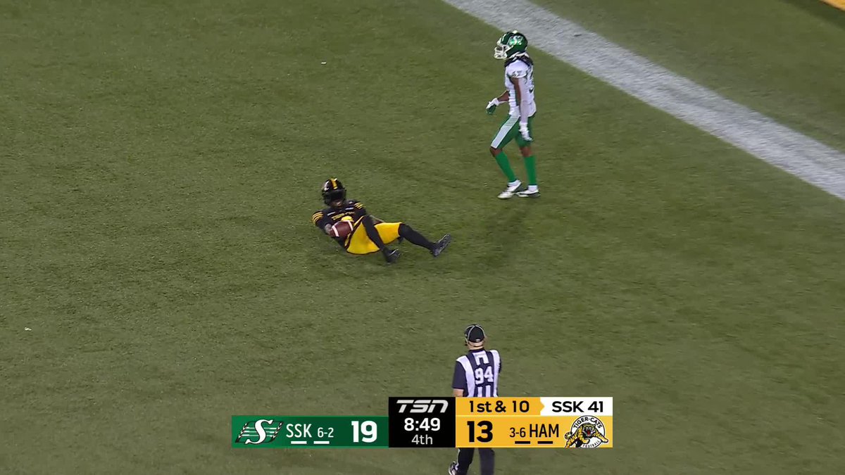 WHAT A CATCH 🤯 Keric Wheatfall makes an INCREDIBLE catch on a FANTASTIC throw from Tre Ford! #CFL