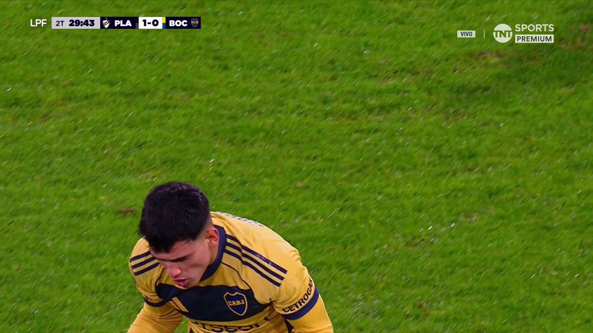 📹Antes del empate, el sablazo de DYLAN GOROSITO que pegó en el travesaño.