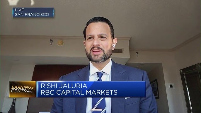 2023 | Rishi Jaluria trashes $PLTR at $18 claiming it’s overvalued, driven by retail investor & AI hype: