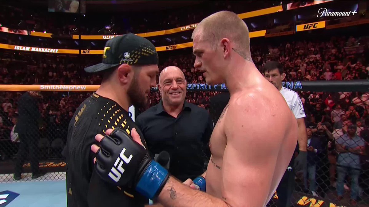 Ian Machado Garry gives respect to Khabib Nurmagomedov after the fight 📺 Paramount+