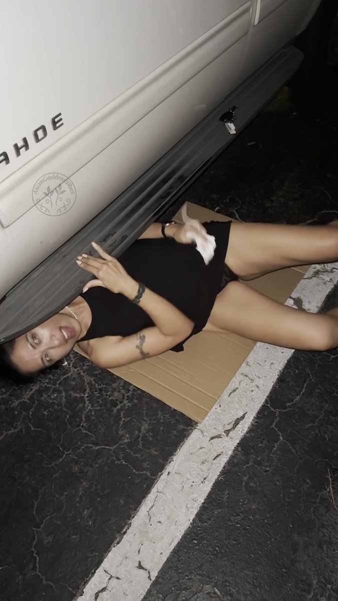 When your car breaks down and you’re in a dinner dress and heels… 😂 #AsianMILF #WomenWhoWrench #CarGirl