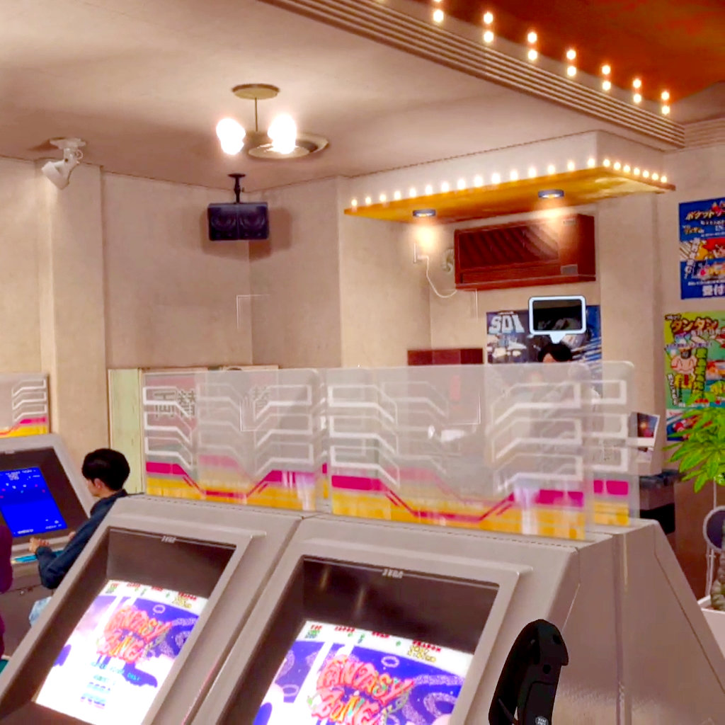 セガのレトロゲーが単品移植されない この問題には色々思うことあるけど、「龍が如く」に入れてもらっているのは歓迎することはあっても否定は全然無いな。だって当時のゲーセンの空気を街全体で復元しつつハイテクセガ~クラブセガまでをデジタルで動態保存してくれているようなものだし このゲームはこの筐体でこんな風に置いてあったよって実感できる3D環境を現場を知るプロが作ってくれたのは感謝しかないよ。欲を言えば遊ぶ際にゲームに切り替わらずに筺体モデル内のモニタで動いて欲しいけど あ、あとタイトーとかナムコは神室町にウィルトークやキャロットを再現して各社のゲームを置かせてもらうべき。文化保存!😤