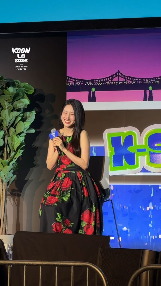 [#KCONLA2026] A sweet and heart-fluttering moment with PARK EUN BIN 💕 BEYOND THE SCREEN, we got to discover a whole new side of PARK EUN BIN, filled with special charms we’ve never seen before. Take a quick look back at all the unforgettable moments we shared together! - KCON LA 2026 AUG 14-16 Arena, LA Convention Center Let’s #KCON