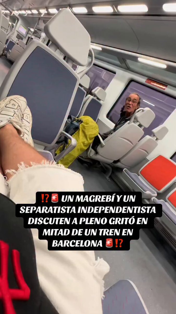 Doncs això és el que tenim. Aquestes escenes són força habituals al transport públic.