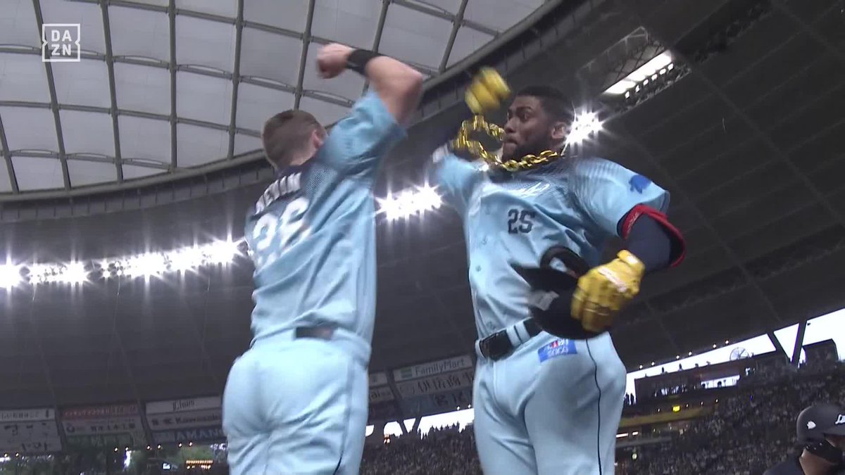 豪快に持っていった 来日1年目で2桁到達 カナリオ 第10号先制ホームラン ⚾️西武×ロッテ #seibulions #だったらDAZN