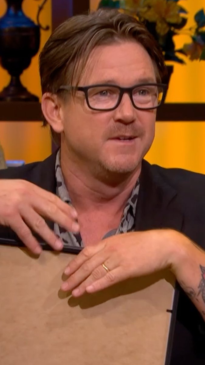 Johnny de Mol neemt afscheid van De Oranjezomer en bedankt Raymond Mens: 'Beetje verliefd geworden!' 🧡 #deoranjezomer