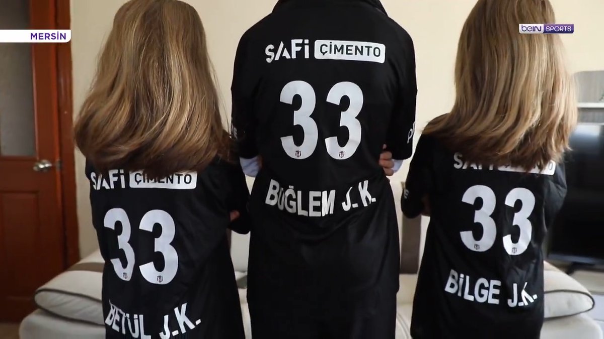 ⚫⚪ Fanatik Beşiktaş taraftarı Mahmut Köse, siyah beyaz renklere duyduğu aşkı kızlarının isimlerinde yaşatıyor 🗣️ Alper Berber'in, Köse ailesinin evinden izlenimleri. | #Taraftar