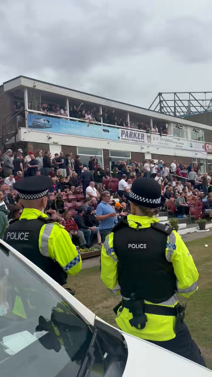 If you’re at Burnley or you know people who are at Burnley, they will probably be in this video Obviously singing about the hatred for big fat Frank #coyi #whufc #westham #Burnley #awaydays