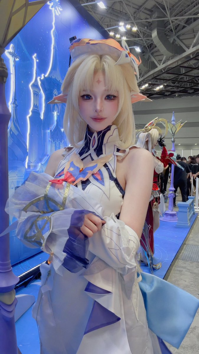 C108で踊ってるニコさま #原神C108