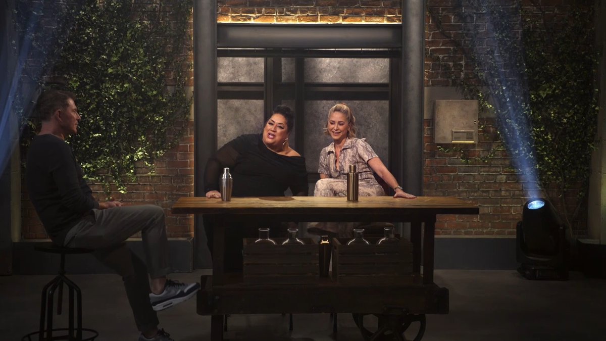 With Ayesha Nurdjaja and Brooke Williamson teaming up... Bobby Flay better be ready for anything 😏🔥 Don't miss an all-new episode of #BeatBobbyFlay Tuesday at 8|7c.