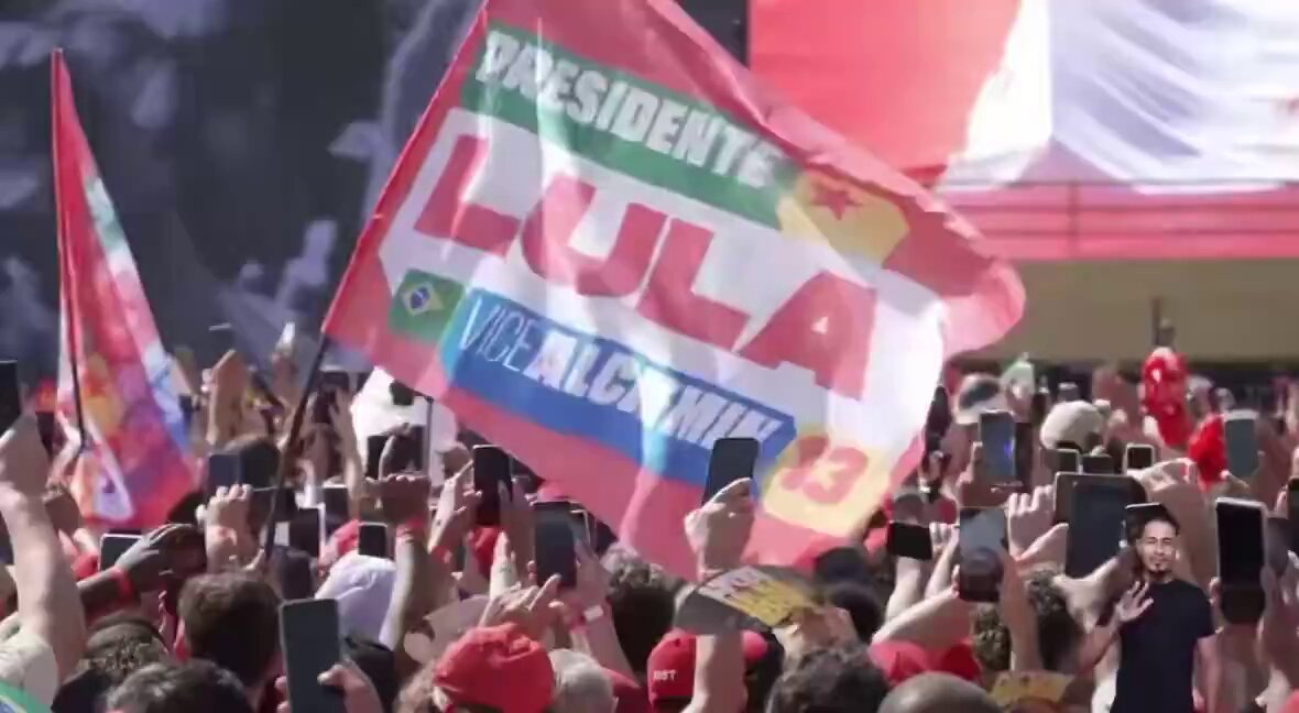 Cadê a bandeira do Brasil?