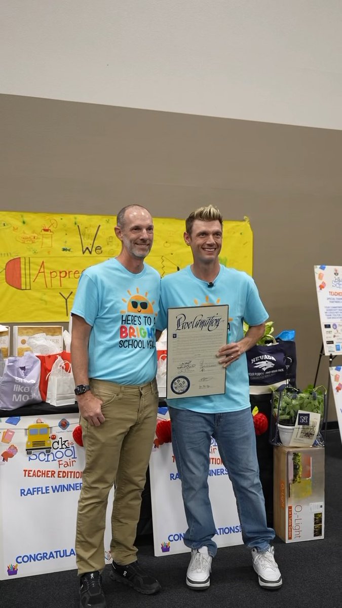 I had such an incredible time working with Commissioner Justin Jones and Clark County Nevada this month to support Las Vegas Title I teachers in getting the supplies they need for a successful start to the 2026-2027 school year! Thank you to all of our fans who contributed with donations from around the world! It means so much to me. 🙏🏻