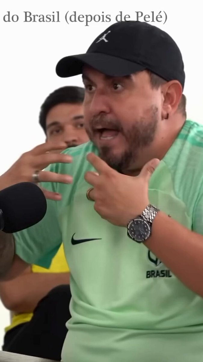 Esse perfil aqui é muito bom. Recomendo. 🤣