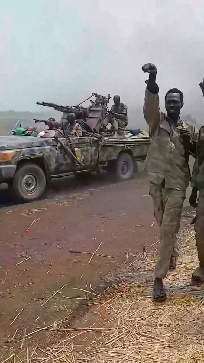 It seems the various factions in the ongoing Sudanese civil war haven't figured out that you can just put an explosive charge on a drone rather than using anti aircraft guns to fire at your enemy in 2026. Oh well, at least they're having fun 😎 Avoid Africa accordingly... #war #sudan #SDF #RSF #tribe #SLM #africa #technical