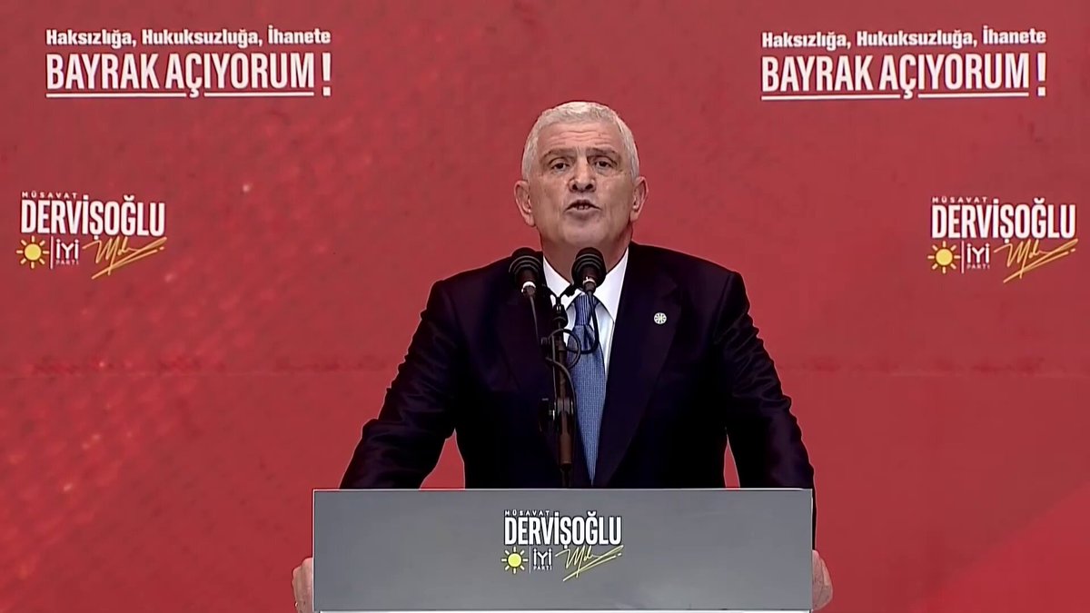 İYİ Parti lideri Müsavat Dervişoğlu: “Söyle Balıkesir, kaç kişiyiz! Söyle Balıkesir, Beştepe’den duyulsun. Ortağı Balgat’tan yankılansın. İmralı zindanındaki hainin aklına bir kere daha kazınsın. Söyle Anzavurlar titresin!”