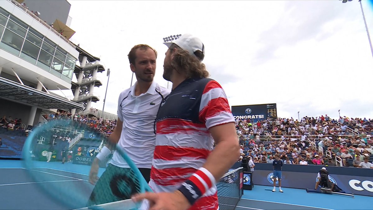 Daniil Medvedev records his 100th Masters 1000 hardcourt win 🥵 The 2019 Cincinnati champion took out Marco Trungelliti 6-4, 7-5 to advance to the third round. #CincyTennis