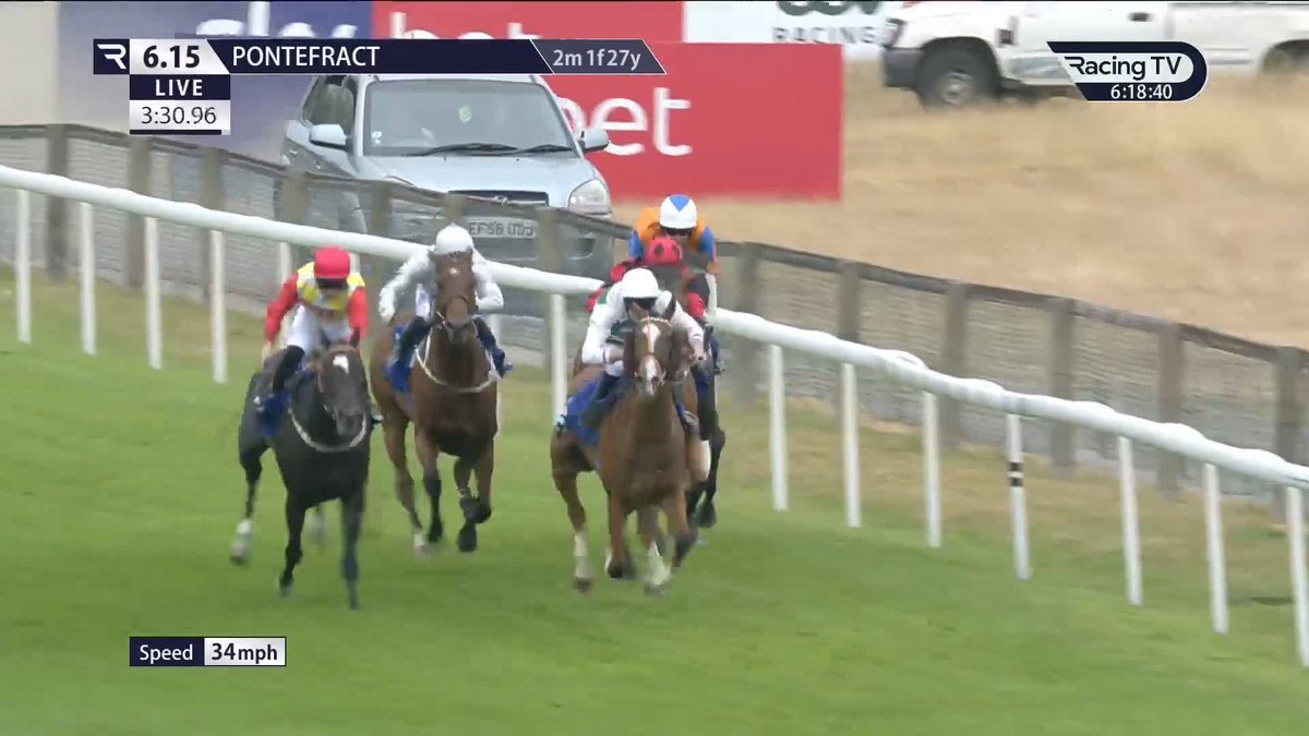 Bonus landed ✅ Letsbefrank just LOVES the Sky Bet Sunday Series 🤩 Jim Goldie Racing | Lauren Young | PontefractRacecourse