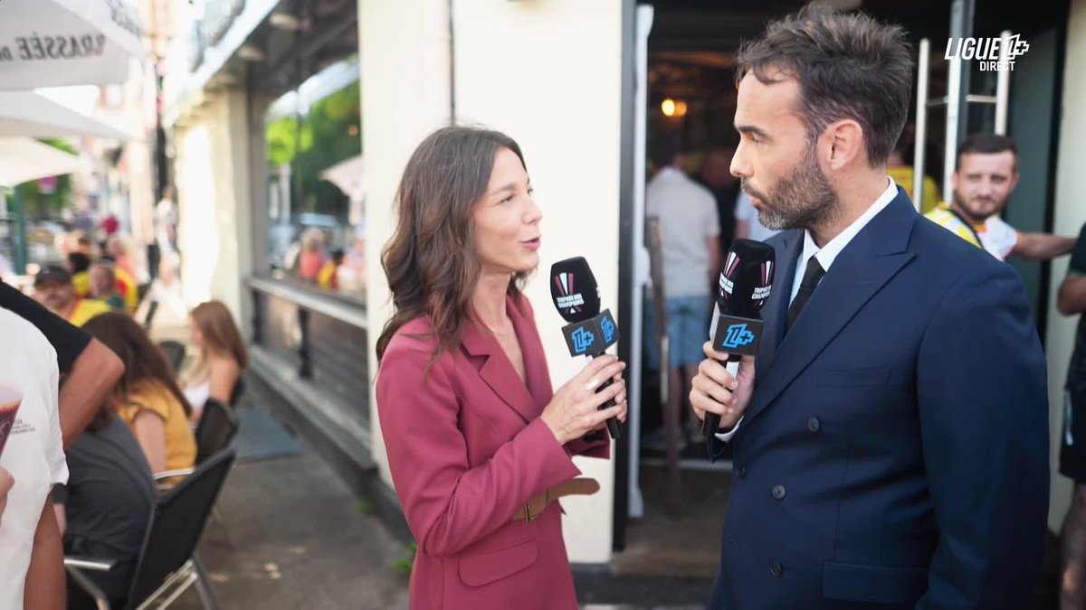 Séquence immersion à Lens 😍 Nos consultants Thibault Le Rol et Marina Lorenzo prennent la température dans le bar "La Loco" avec les fans du Racing Club de Lens avant le choc face au Paris Saint-Germain ce soir 🔥 #TrophéedesChampions