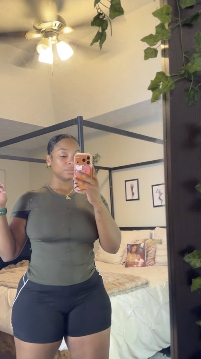hi twitter. it’s day 37 no alcohol. im officially a bike girly. i have nothing to post fr bc im outside (where the trees are) enjoying life. k love you bye😇