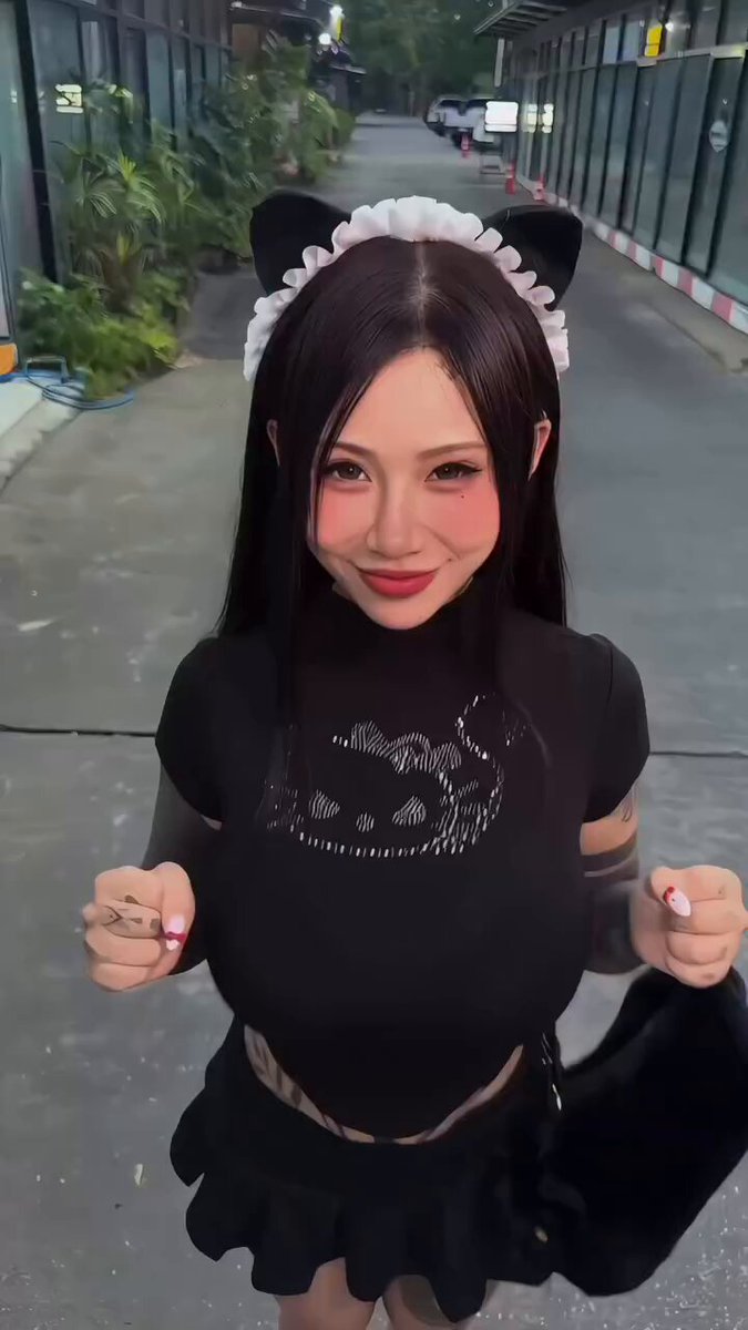 像不像沒有脾氣的小貓咪？( ̳ᴗ ̫ ᴗ ̳ )S