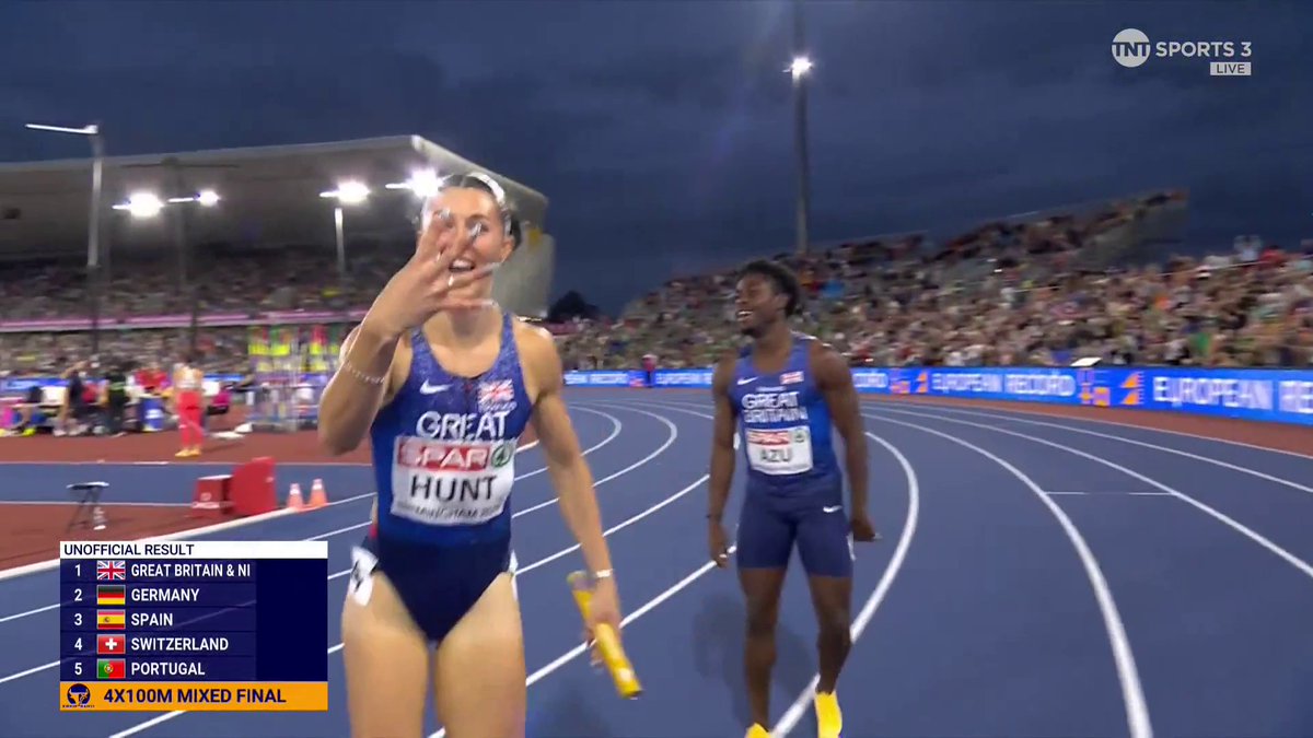 FOUR GOLD MEDALS FOR AMY HUNT! 🥇🥇🥇🥇 Great Britain win the first-ever European Championships 4 x 100m mixed relay!