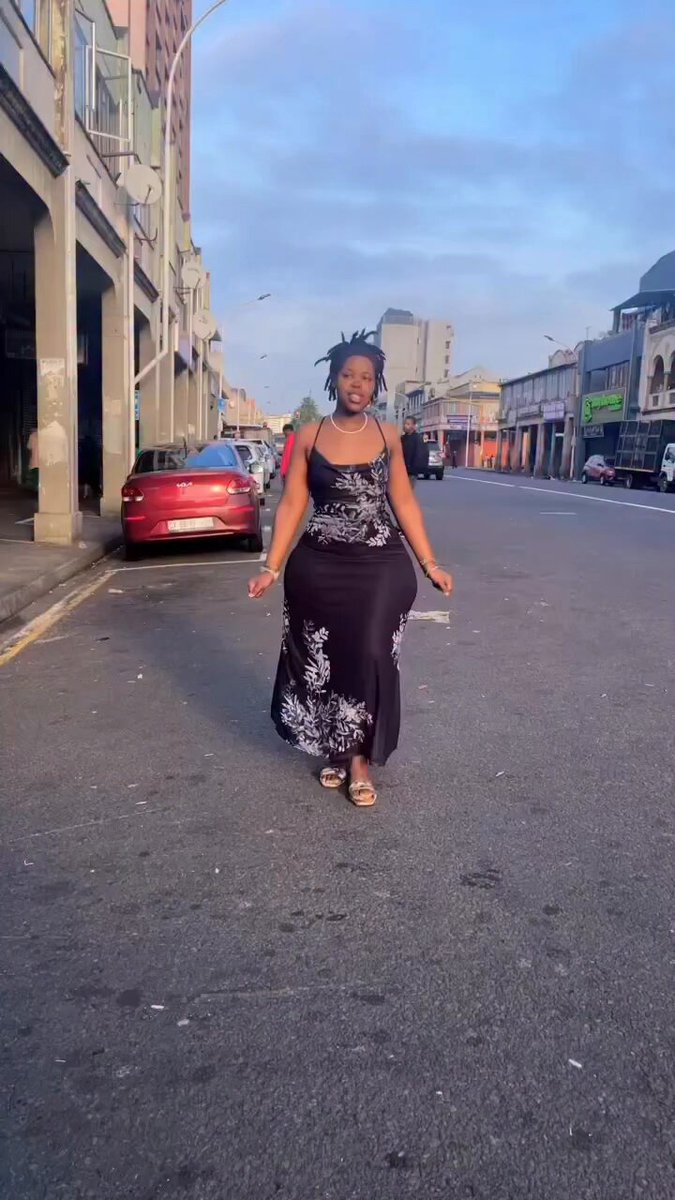 South African Woman. Rate her Beauty out of 10. 🔥🔥