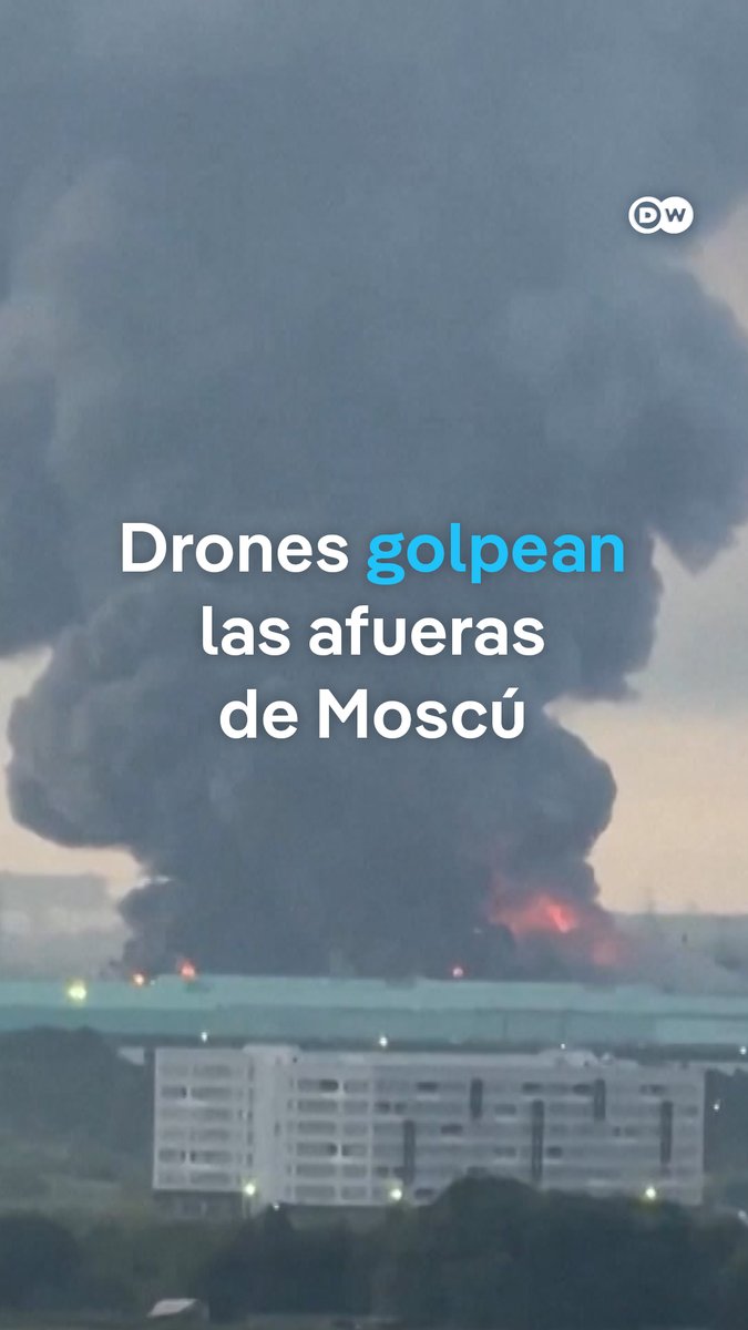 Rusia derriba más de 800 drones ucranianos pero decenas caen a las afueras de Moscú El asalto alcanzó el almacén de Wildberries, conocido como el Amazon ruso, ubicado en los suburbios de la capital. Ucrania afirma haber dejado sin servicio a siete de los diez centros logísticos más grandes de la compañía. Kiev asegura que la empresa almacena suministros militares y componentes de drones para el Kremlin. Según medios rusos, los ataques dejaron al menos seis muertos.