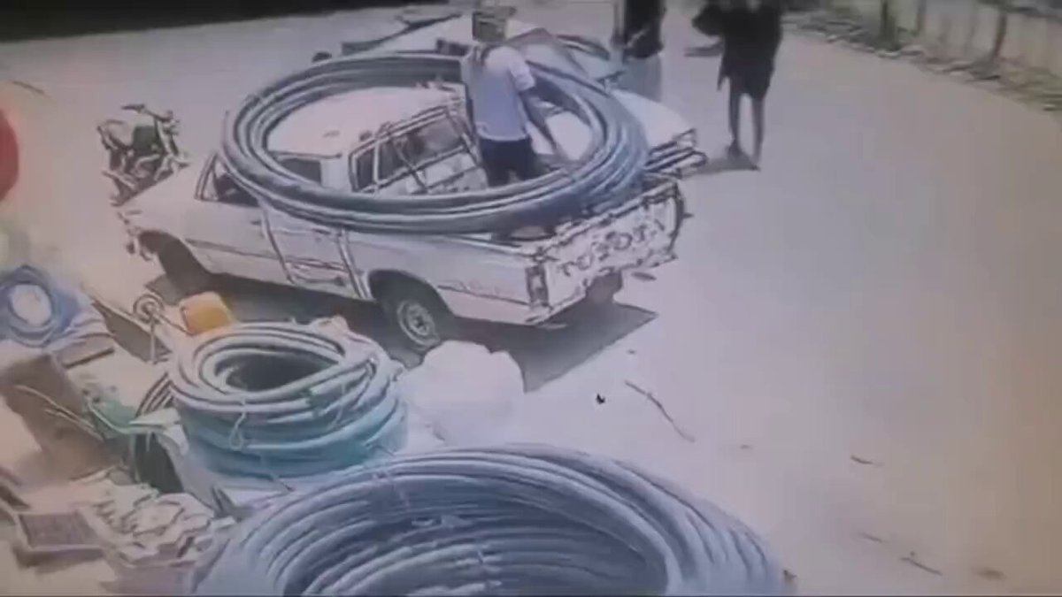 يشتي يثير إعجاب البنت أثار ضحكتنا 🤣 الفضول يشتي ضمار