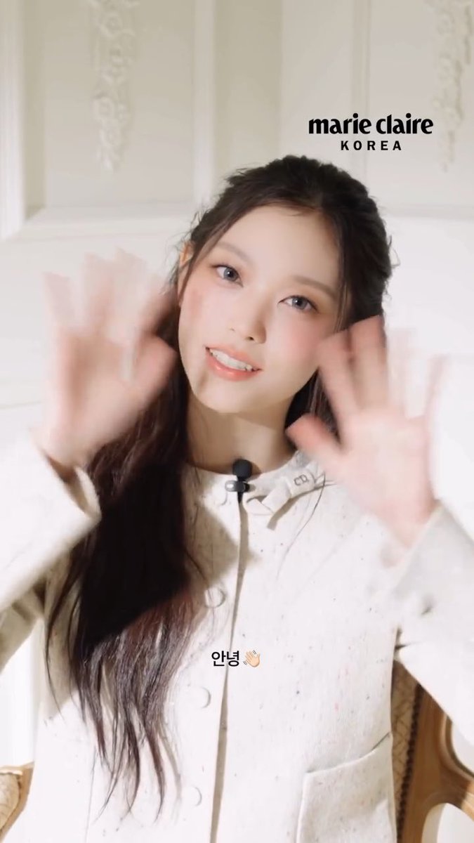 내용은 하나도 안들리고 오로지 내 선녀 해린님 얼굴만 보인다..