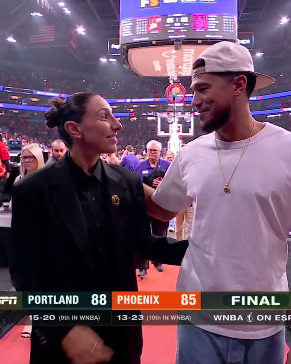 Book catching up with the legend in Phoenix 🔥 Devin Booker showed love for Diana Taurasi's jersey retirement ceremony 👏