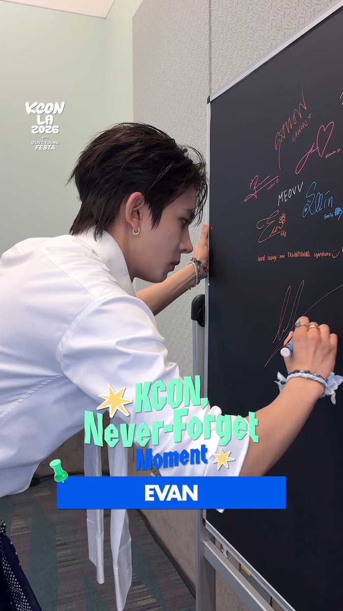 [#KCONLA2026] ✍️ #EVAN Writes a Never-Forget KCON Moment! Watch till the end to see the unforgettable moment shared with KCONer! EVAN - KCON LA 2026 AUG 14-16 Arena, LA Convention Center Let’s #KCON