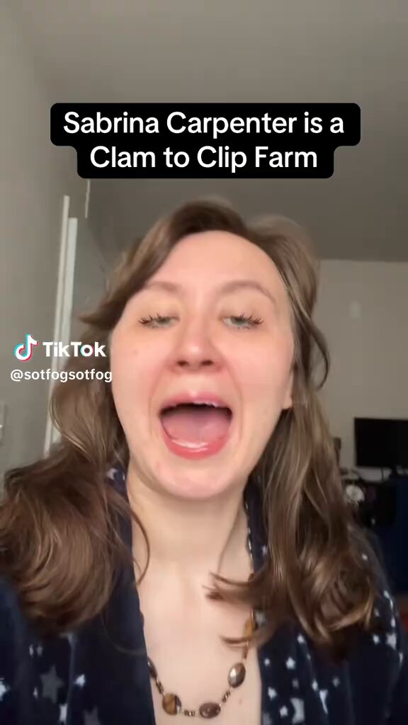 This burger succubus plant still speaking on sabrina. The audacity to call her a “clam” meanwhile she looks like she escaped an arby’s slaughter house 😭 Somebody pls handle this girl