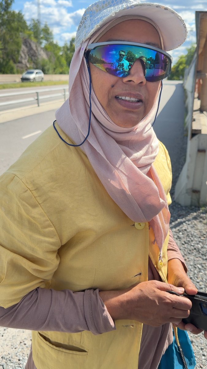 Vad går först: sharia eller svensk lag? Jag frågade en muslimsk kvinna i Skärholmen.