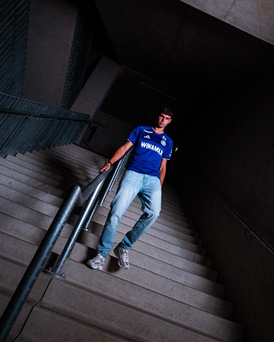 🚨 OFFICIEL ! JACOBO ORTEGA 🇪🇸 SIGNE À STRASBOURG ! 💎💙🤍 Le mercato strasbourgeois : 🇪🇸🆕 Jacobo Ortega - 10 M€ 💰 🇵🇹 Diogo Sousa - 10 M€ 💰 🇵🇹 Fabio Baldé - 7 M€ 💰 🇧🇷 Angelo Candido - 5 M€ 💰 🇺🇸 Giovanni Reyna - 3 M€ 💰 🇦🇷 Mateo Del Blanco - 2,5 M€ 💰 🇸🇪 Benjamin Brantlind - 1,9 M€ 💰 🇵🇱 Milosz Piekutowski - libre 🇫🇷 Hermann Diandaga - libre 🇸🇪 Genesis Antwi - prêt 🇩🇰 Filip Jorgensen - prêt 🇨🇷⏳ Jeyland Mitchell - 8 M€ 💰 🎥 Racing Club de Strasbourg Alsace