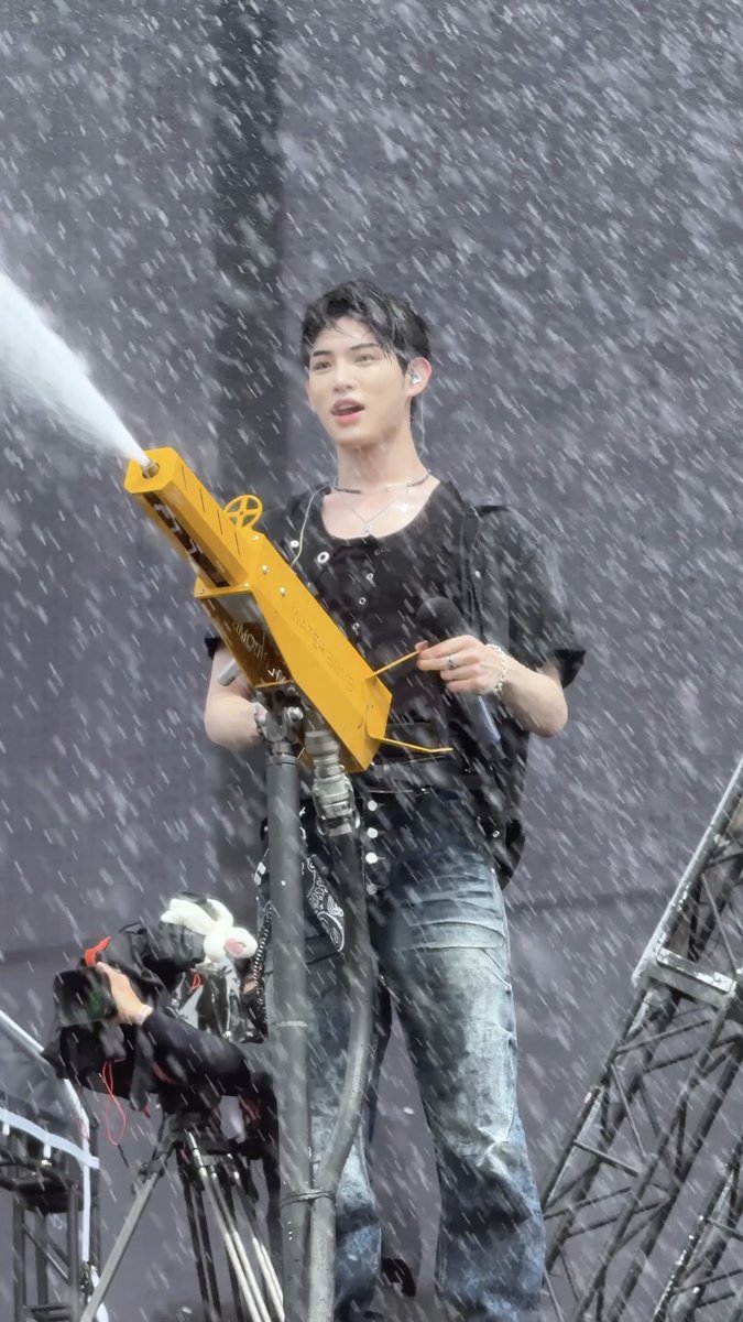 𝙒𝘼𝙏𝙀𝙍𝘽𝙊𝙈𝘽 𝘽𝙐𝙎𝘼𝙉 𝙡𝙚𝙩'𝙨 𝙜𝙤 !! 🔫💦 #KickFlip #킥플립