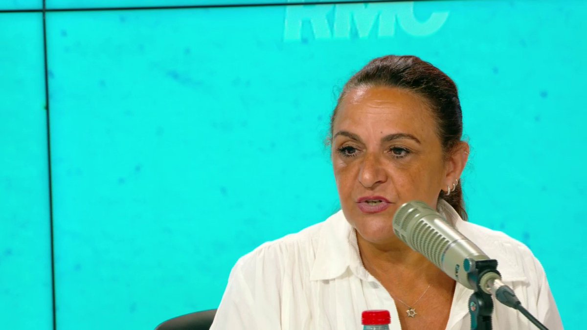 📰 E. Macron en jet-ski dans Paris-Match 🎙️ Yael Mellul 🇫🇷 : "Au-delà de la mise en scène grotesque et indécente avec une posture de mâle viriliste... dans le même temps il y a la France qui brûle, des morts ! Je vois un président qui se prend pour un ado attardé en colo !"