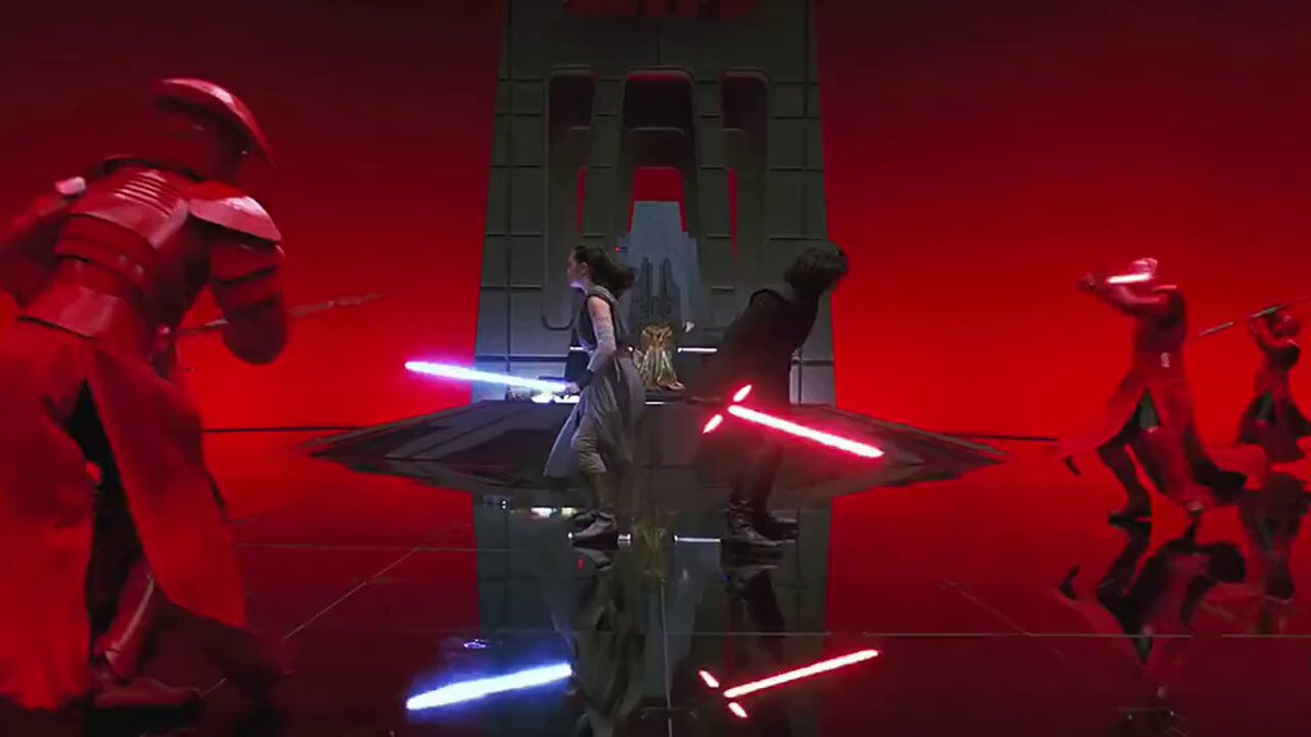 The moment Rian Johnson made me his #1 shooter. Enemies to that point, developed an understanding and empathy for each other and suddenly found themselves in need to fight a common enemy and their mind bond allowed them to do the craziest shit like that thigh grab. Inject it.