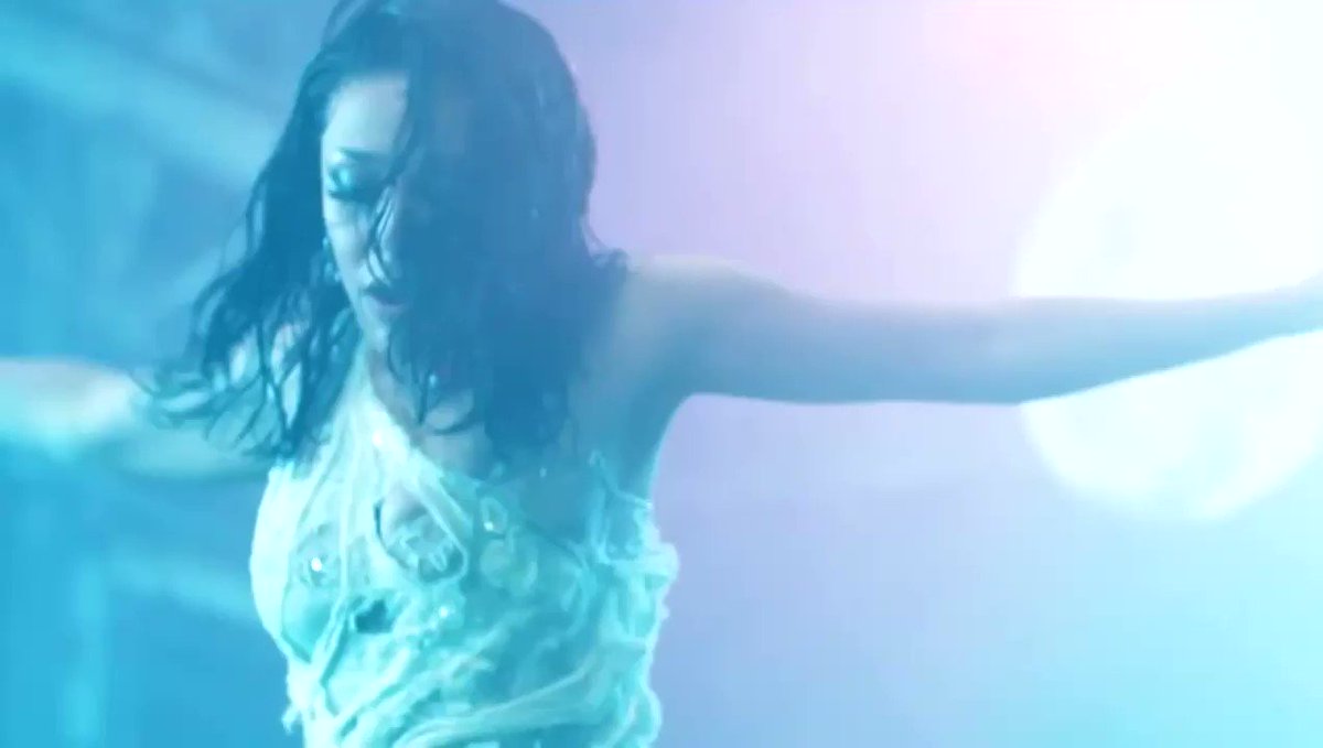 E quando só chamavam a Doja Cat pra cantar “Say So” em todo lugar e ela simplesmente começou a criar versões completamente diferentes da música pra não enjoar?