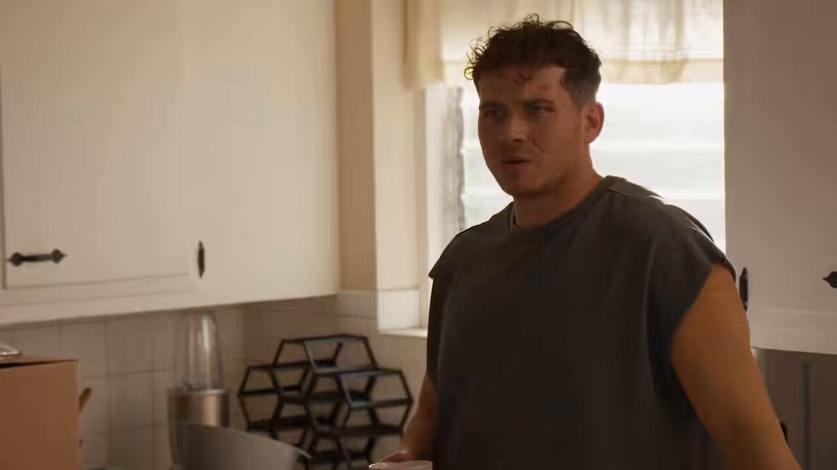 “I don’t have to wanna sleep with everyone I have feelings for” the fact that it’s literally canon Buck has feelings for Eddie. How are we just normal about this.