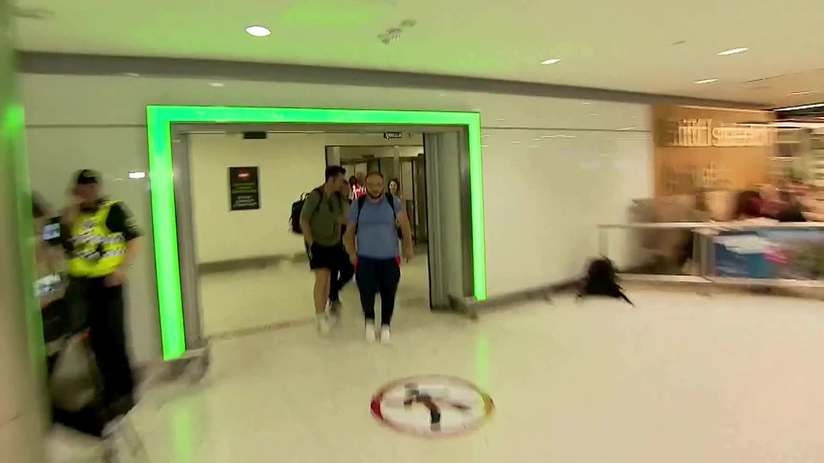 The scenes in Dublin Airport as European heptathlon gold medallist Kate O'Connor made her trumphant return. Afterwards, O'Connor spoke to RTÉ Sport's Clare MacNamara to reflect on a whirlwind few days #RTEsport