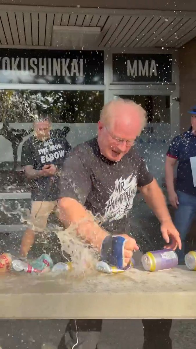 Fastest time to crush 50 cans with the hand 💪 21.32 seconds Muhamed Kahrimanovic AKA "Mr Hammerhand" 🇧🇦